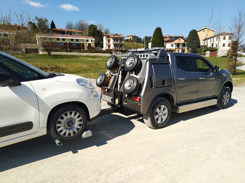 4×4 tow pick up truck LDR 10 Isoli