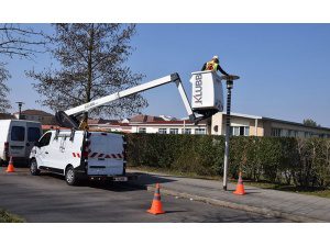 kl21b-aerial-work-platform-on-van-no-outriggers